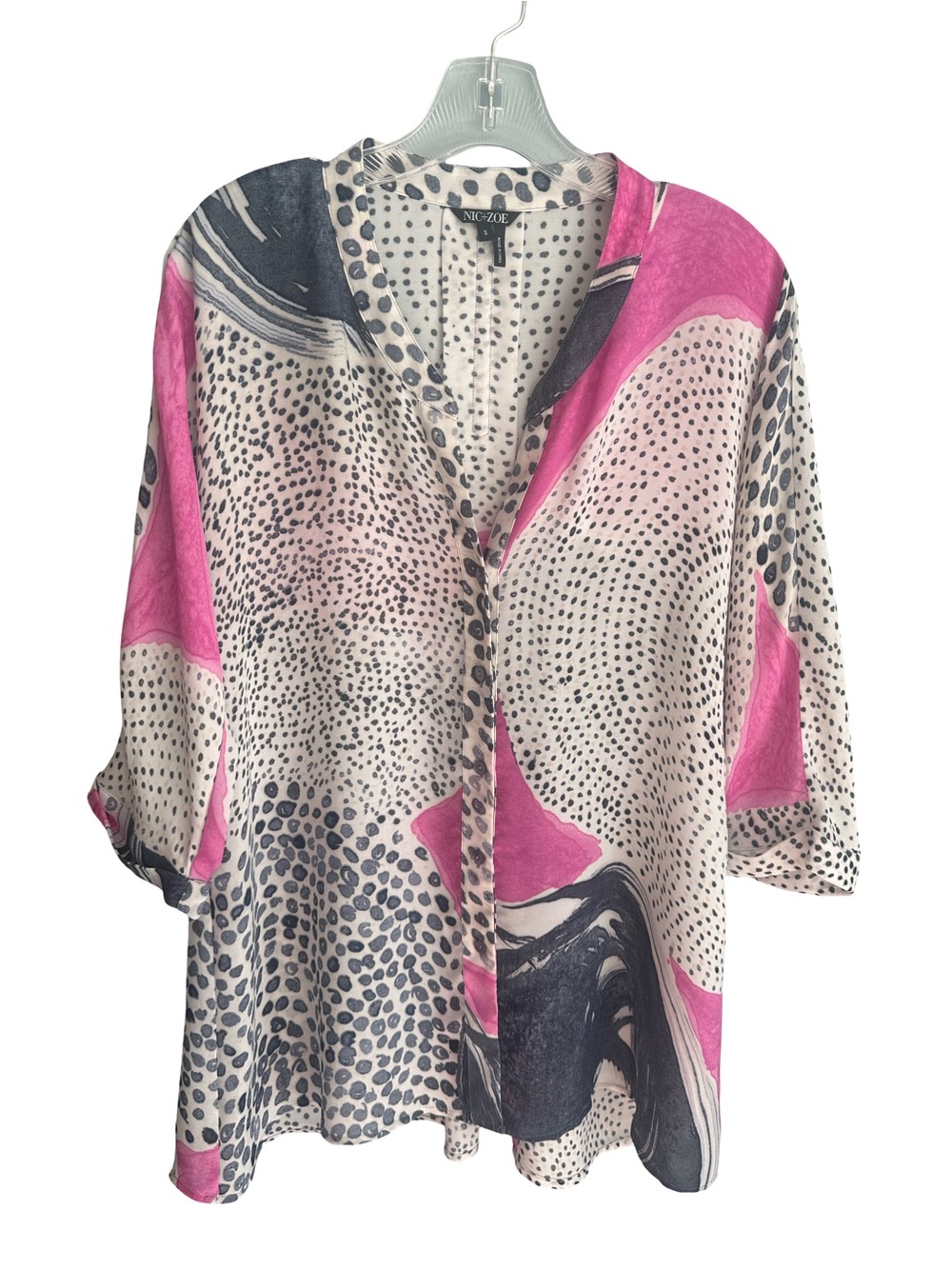 NIC+ZOE Abstract Dot Print Button-Front Top